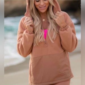 Fabletics - Lotta Sherpa Half Zip Hoodie